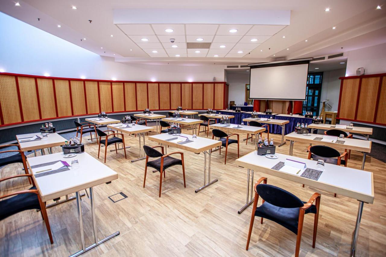 Mercure Dresden Elbland 4*