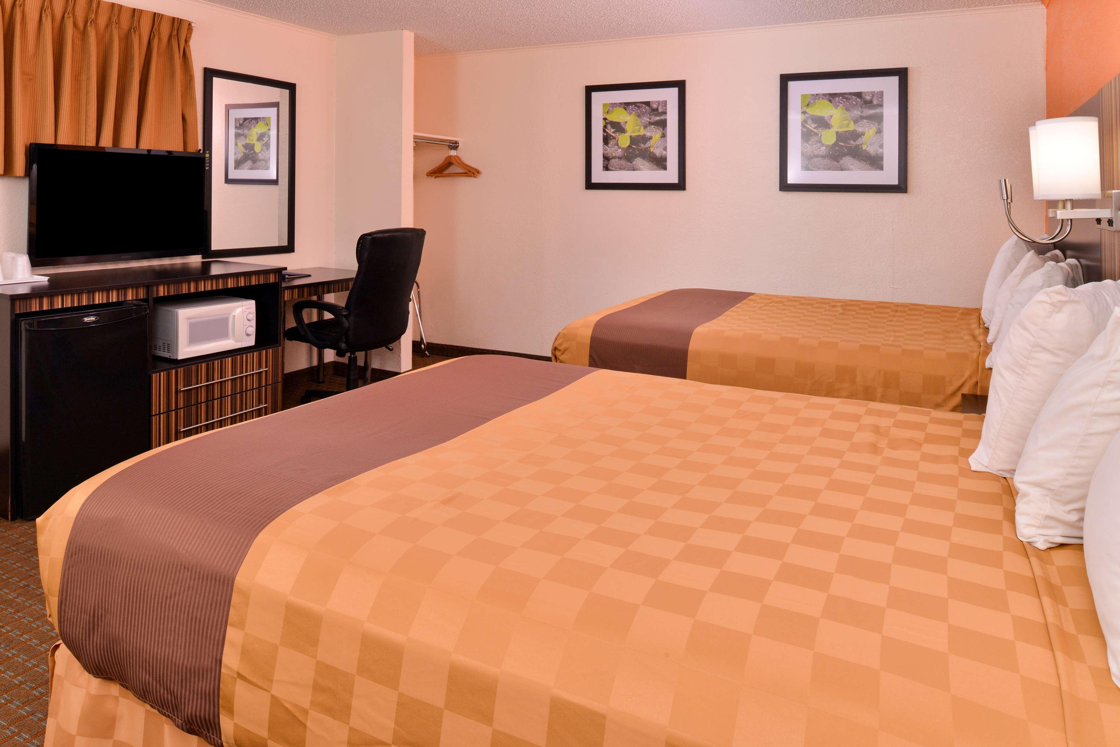 Mercure Dresden Elbland 4*
